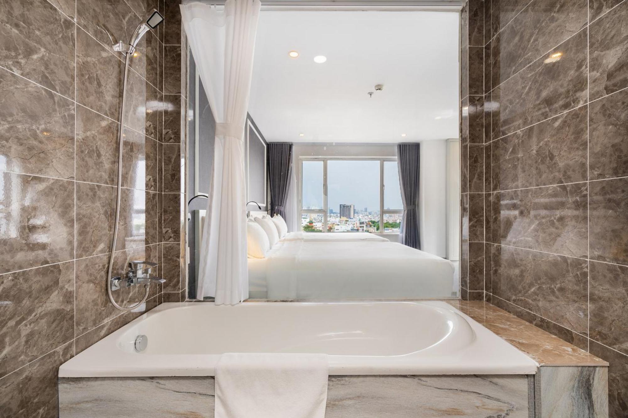 Huazhu Hotel Bandar Ho Chi Minh Luaran gambar
